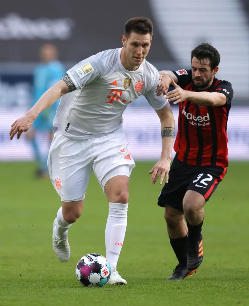 开云体育下载-从赛前布莱顿门线救险到Uzi连续十五场比赛得分超过爆冷，法兰克福赛前扳平良机的简单介绍